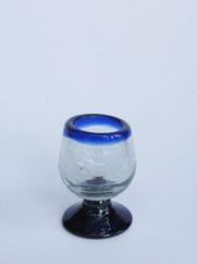 / copas tipo 'chaser' pequeas con borde azul cobalto, 1.5 oz, Vidrio Reciclado, Libre de Plomo y Toxinas